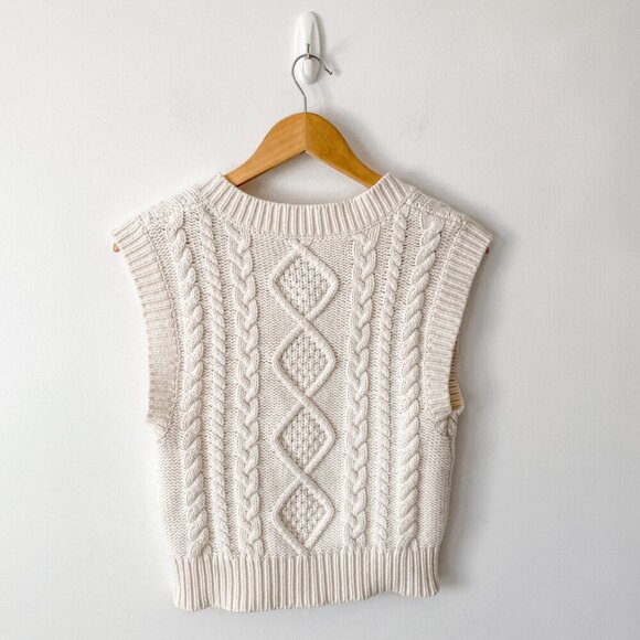 Aritzia Wilfred Cable Knit Sweater Vest Heather Birch White Size Small - Picture 3 of 5